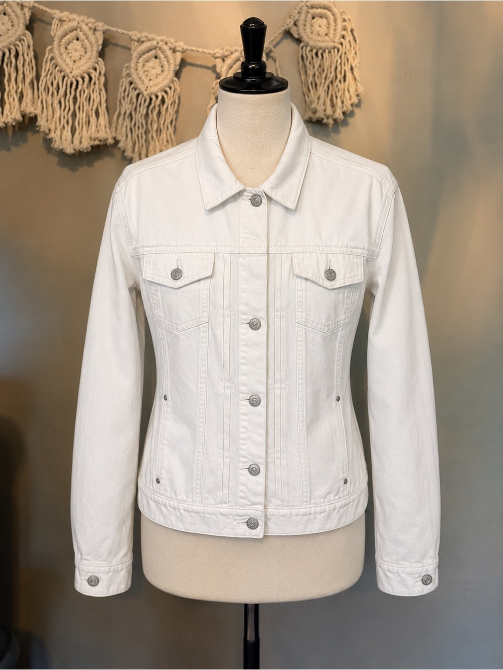 Old Navy White Women's Denim Jean Jacket